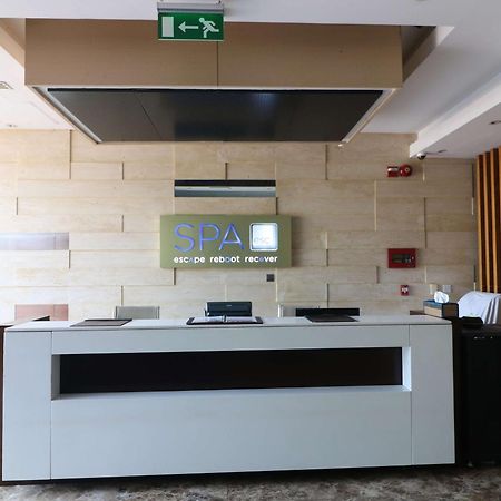 Radisson Blu Chattogram Bay View Chittagong Exterior foto