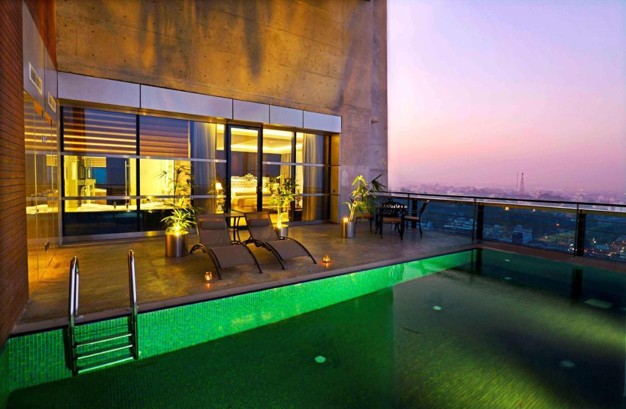 Radisson Blu Chattogram Bay View Chittagong Exterior foto
