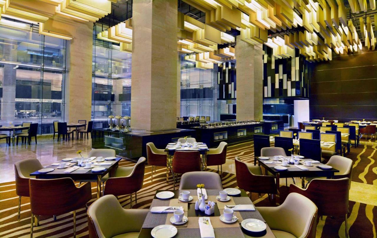 Radisson Blu Chattogram Bay View Chittagong Exterior foto