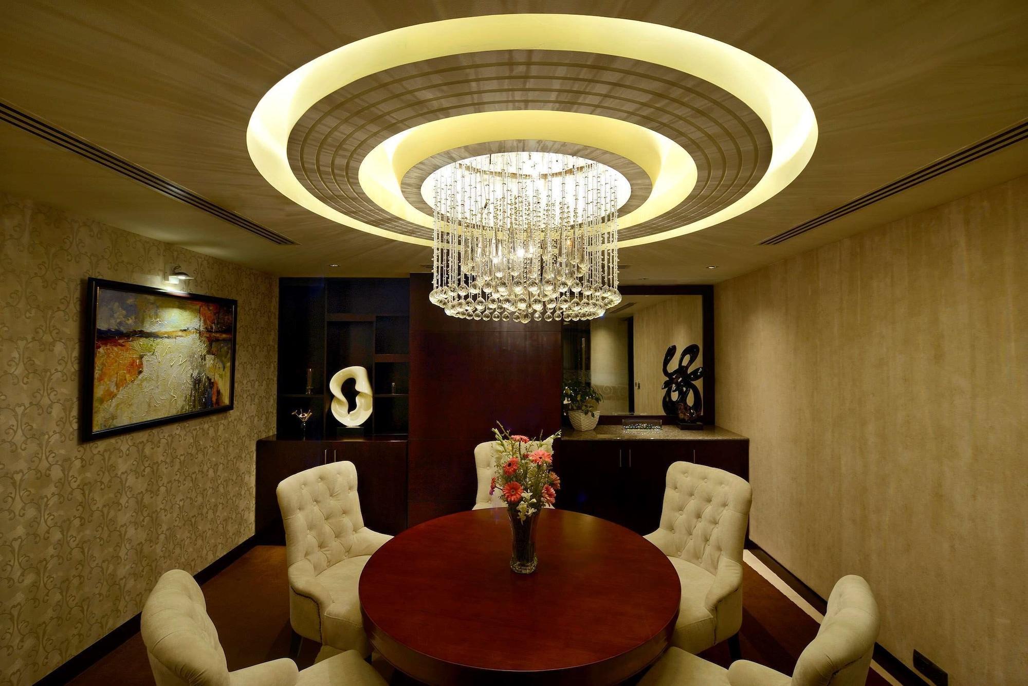 Radisson Blu Chattogram Bay View Chittagong Exterior foto