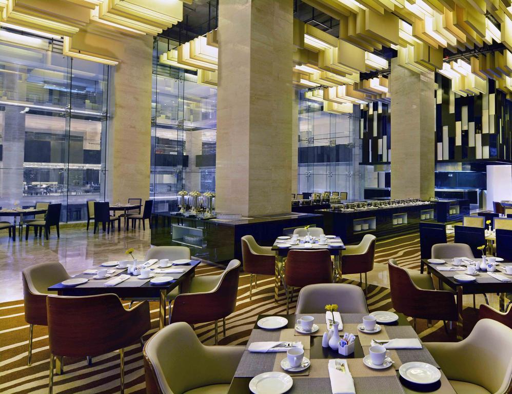 Radisson Blu Chattogram Bay View Chittagong Exterior foto