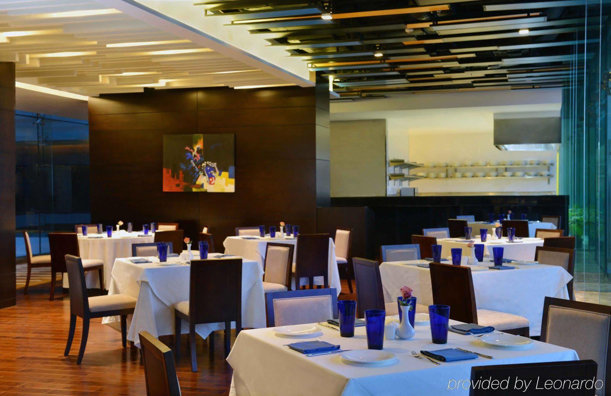 Radisson Blu Chattogram Bay View Chittagong Exterior foto